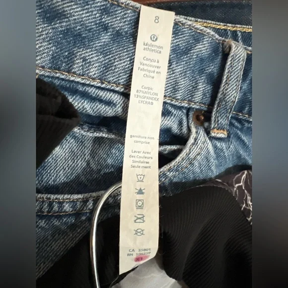 lululemon athletica Black Lightning Bomber Jacket - Picture 5 of 5